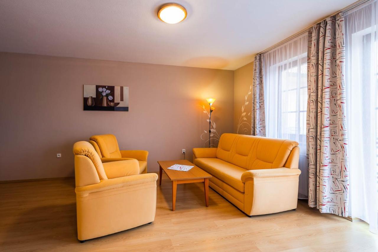 Apartmán Eliška Třeboň Trebon Exterior foto